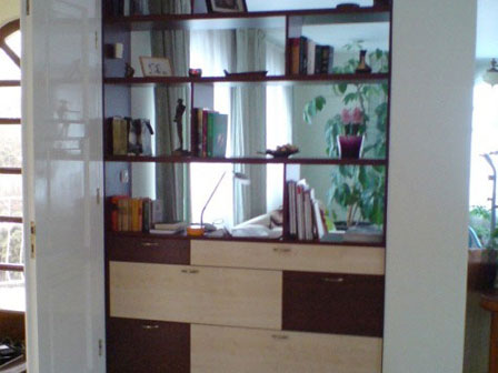 Térelválaszó polcrendszer